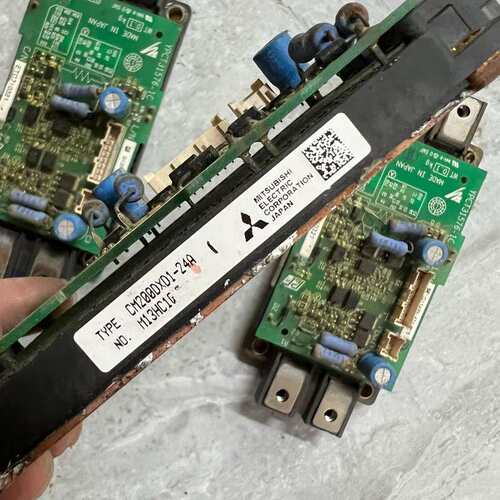 议价CM200DXD1-24A 原装拆机模块，带ETC71032