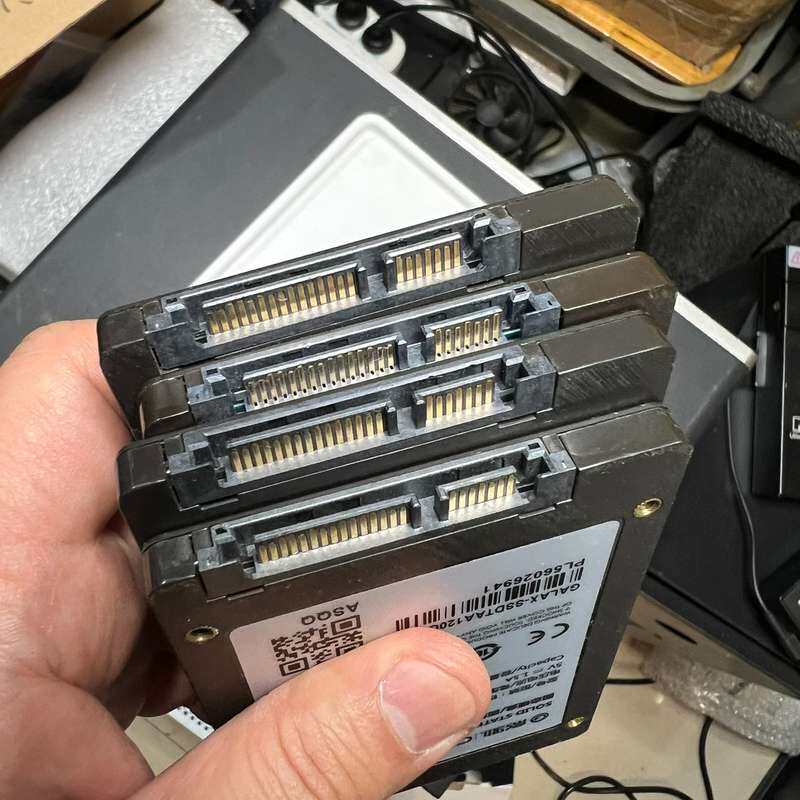 议价精品4片 清一色 影驰 120g 非128g ssd 固态硬