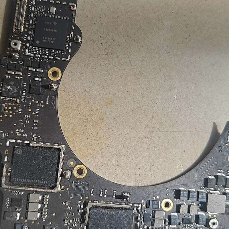 议价MacBook Pro A2141主板料板，带4个256图片