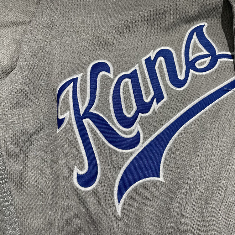 유럽과 미국의 힙합 야구 유니폼 반팔 카디건 플러스 사이즈 로열스 야구 셔츠 중간 길이의 자수 문자 힙합 재킷