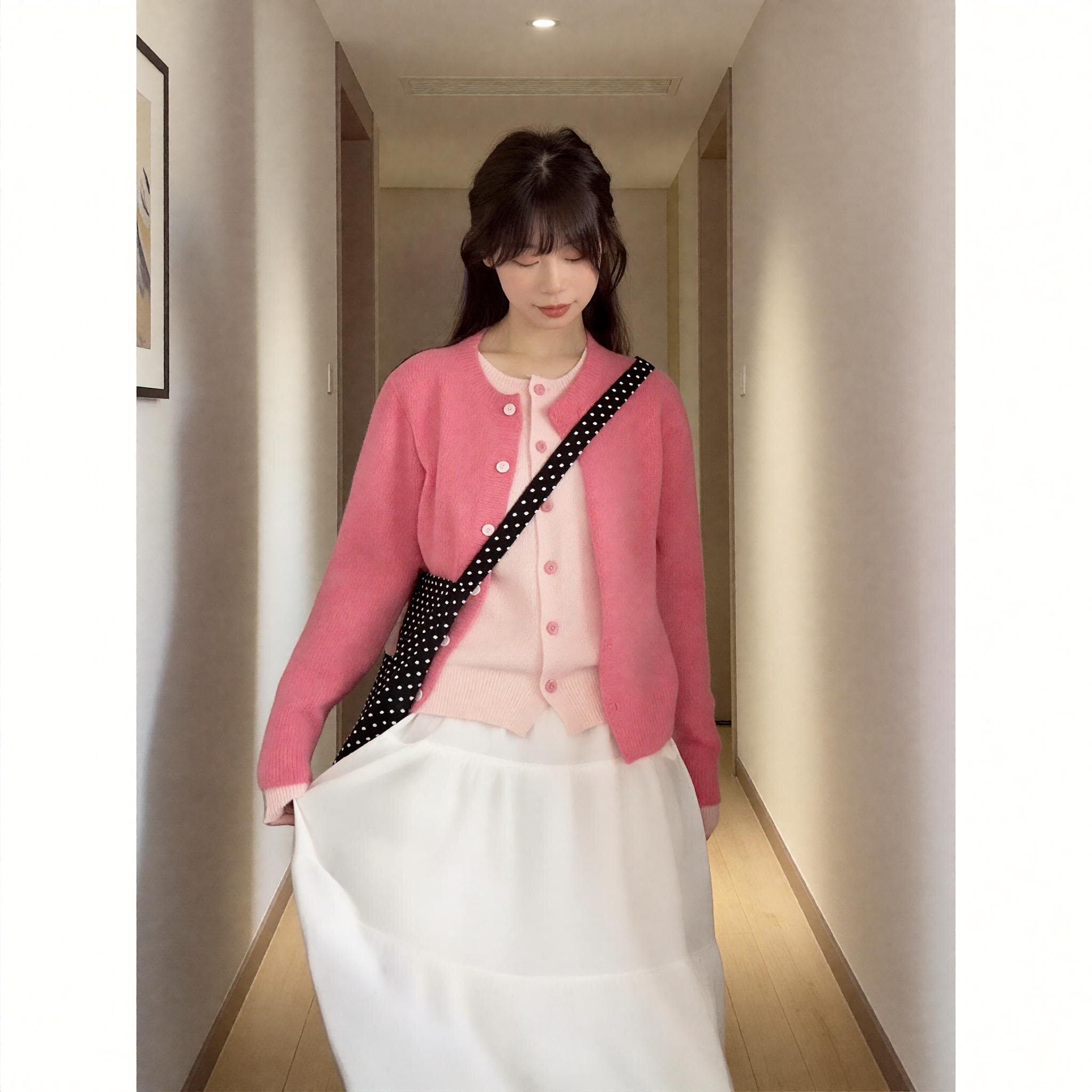 粉色毛衣拼色假两件长袖针织开衫女2026春秋新款圆领外搭休闲上衣