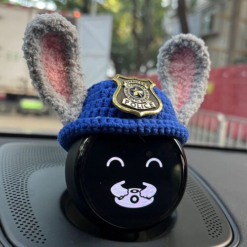 蔚来汽车nomi的帽子ES8ES6EC6机器人装饰摆件兔子警官动物城朱迪