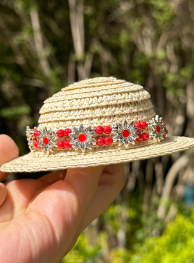 蔚来汽车nomi的帽子et7es6es8ec6ec7et5中控台夏季车内装饰草帽