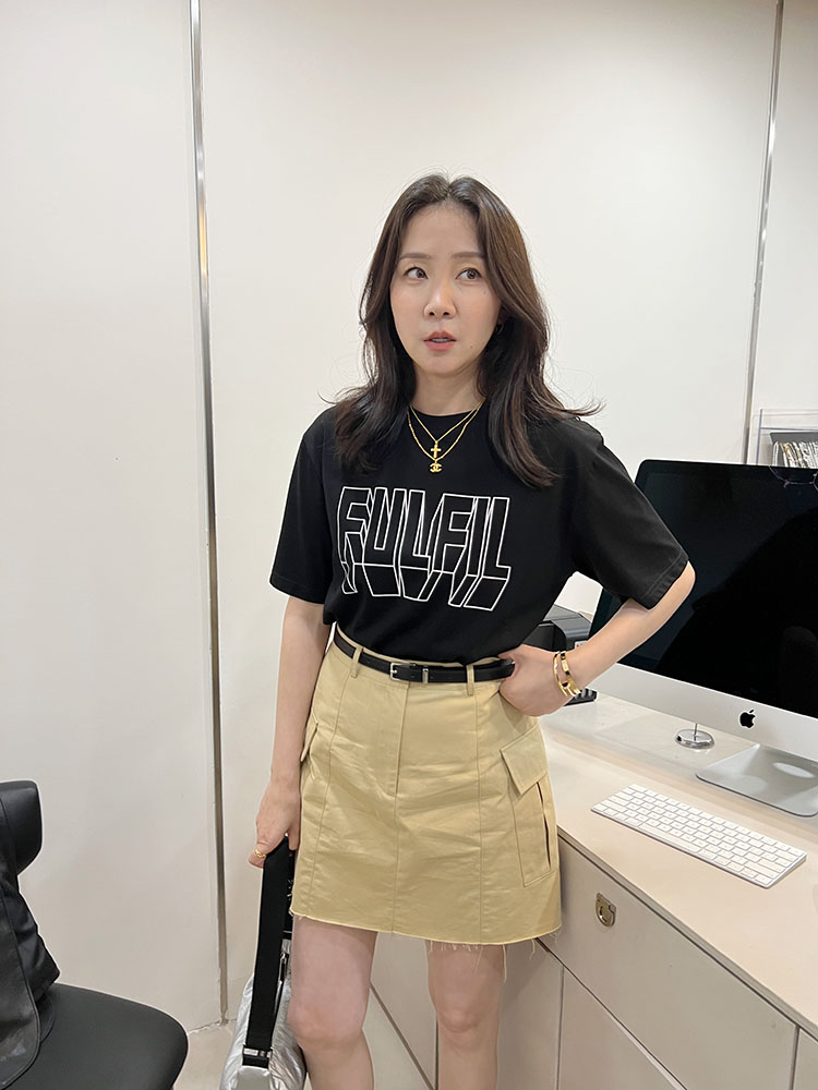 widelia陈姬儿春夏韩版黑色字母T恤女圆领套头短袖休闲上衣7081