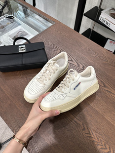 春季新款小白鞋时尚百搭运动鞋简约系带平底鞋休闲鞋279-5