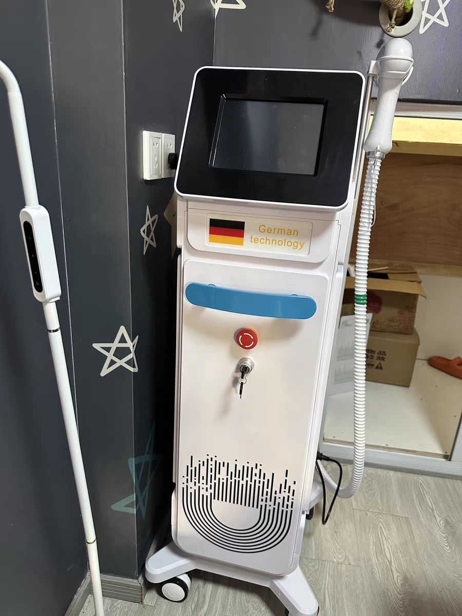 810光感无创洗眉机多功能黑脸娃娃嫩肤一体机美容仪器