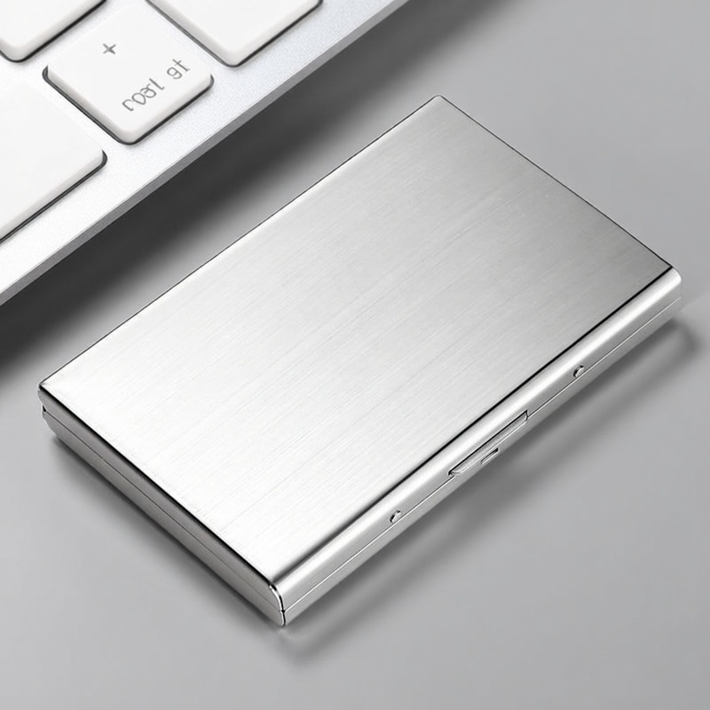 便携防盗刷防消磁金属卡包男女士简约小巧屏蔽RFID卡套不锈钢