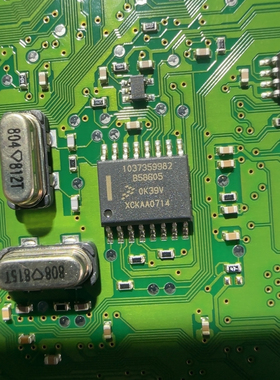 1037359982 B58605  适用日产奇骏的氧传感器芯片  汽车电脑芯片