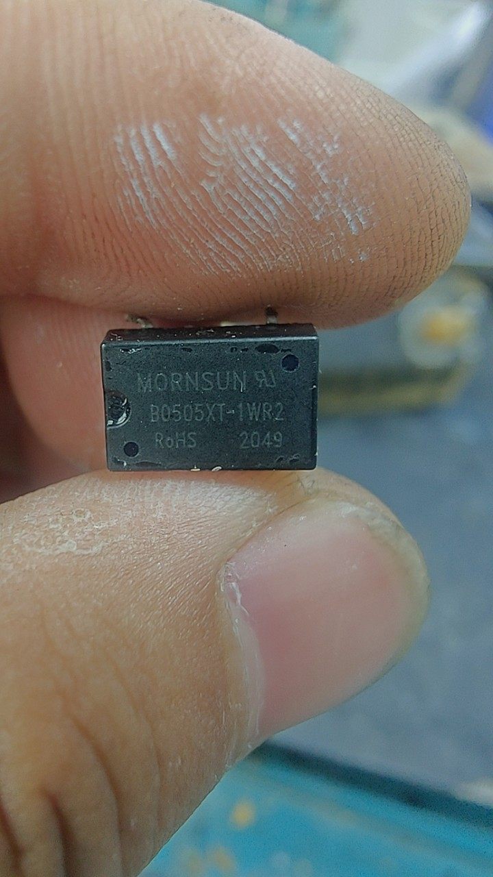 B0505XT-1WR2 隔离电源模块 全新现货