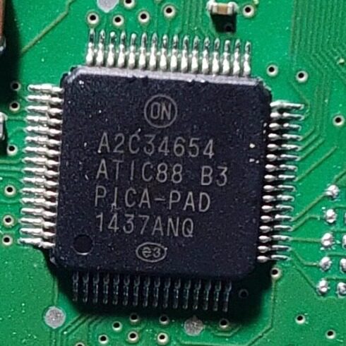 A2C34654 ATIC88 B3 汽车发动机电脑板维修芯片 专业汽车IC 全新