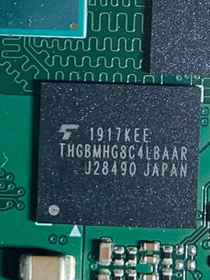 THGBMHG8C4LBAAR 车规字库 EMMC 32G 5.1版本 BGA153球 全新 直拍