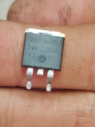 AUIRF1404ZS汽车电脑板场效应管 F1404S N沟道 190A 40V 三极管