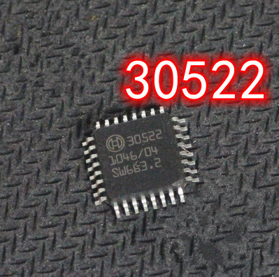 全新 30522 适用奔驰272 发动机电脑板氧传感器芯片 QFP32 进口