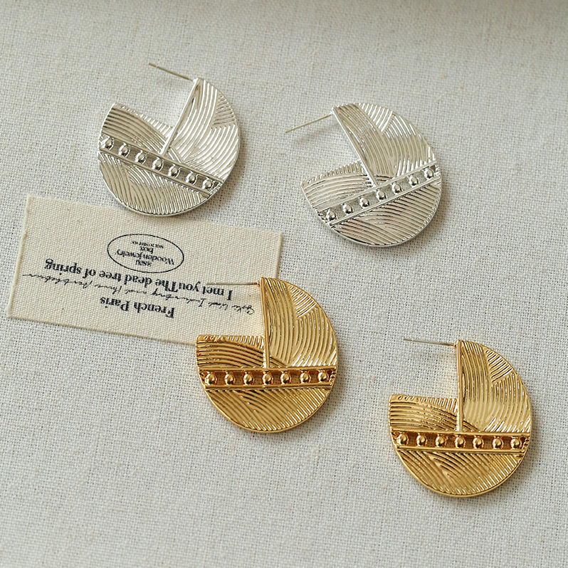 TU家时尚几何金属纹理耳环