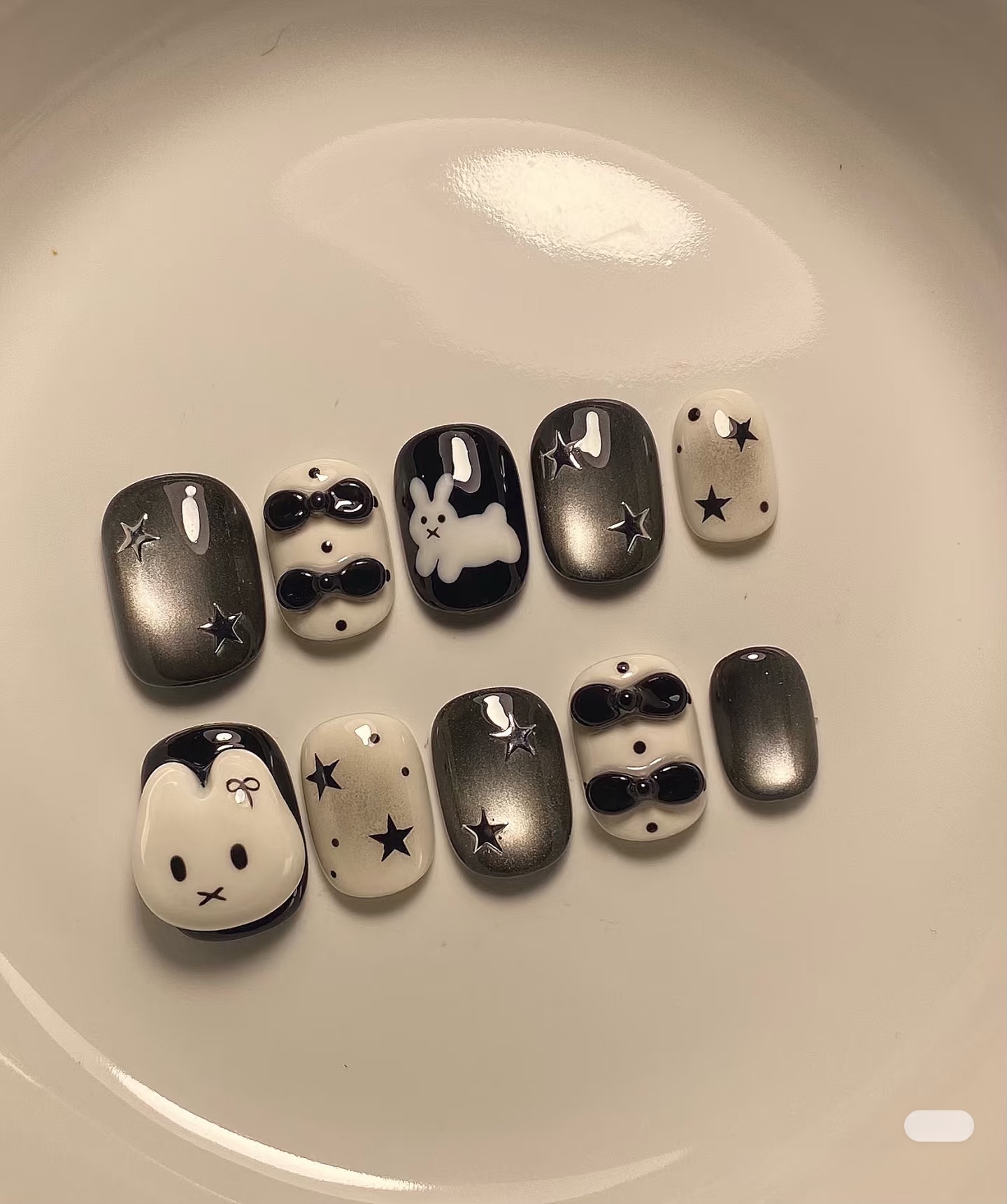 暗黑短款猫眼甜酷辣妹纯手工穿戴甲高级男女无性别显白亚文化美甲