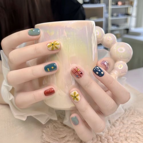 【可爱假日】夏日可爱ins风多巴胺美甲气质显白百搭纯手工穿戴甲