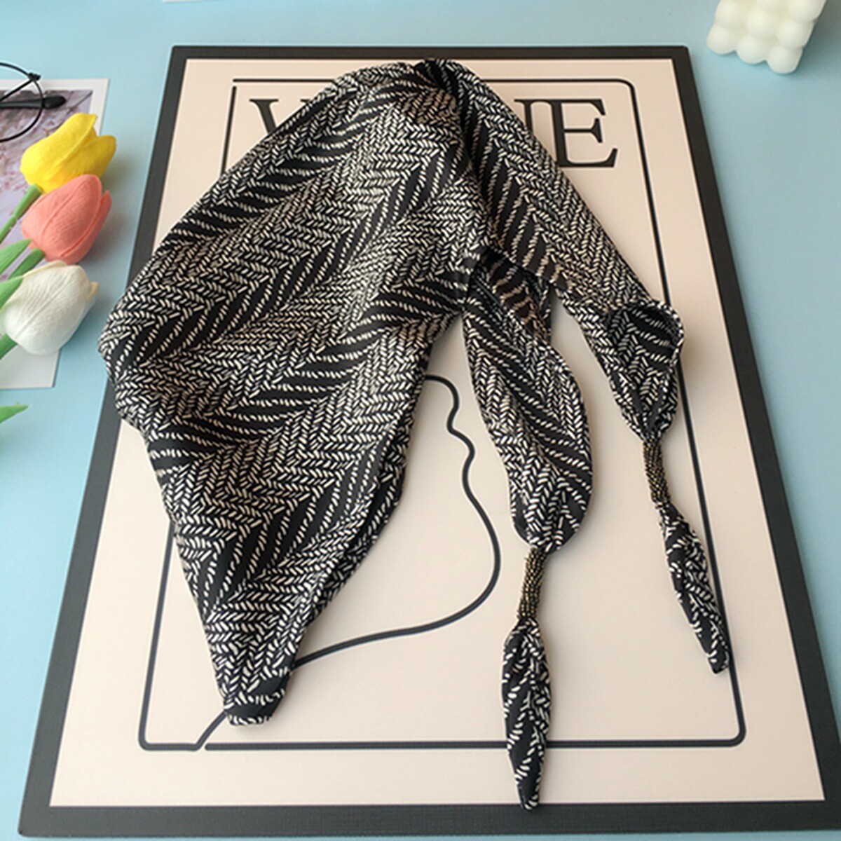 新款三角巾双层缎面柔软丝滑护颈小丝巾女领巾日系披肩小碎花