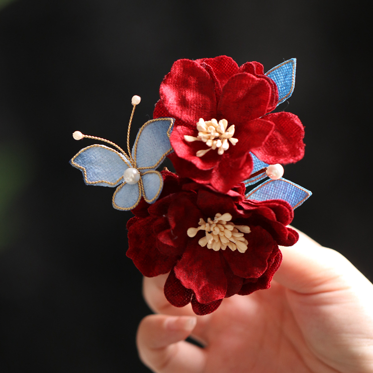 新娘新郎胸花红色山茶花别针婚礼