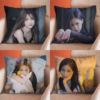 SNH48袁一琦周边抱枕定制同款明星写真女生应援礼物靠枕头靠背垫