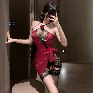 解开玫瑰 性感纯欲红色系带蕾丝肚兜女情侣约会制服晴趣qqny内衣
