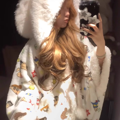 蜡笔小新连帽睡袍女秋冬季