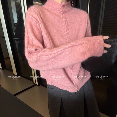 半高领软糯羊绒针织开衫