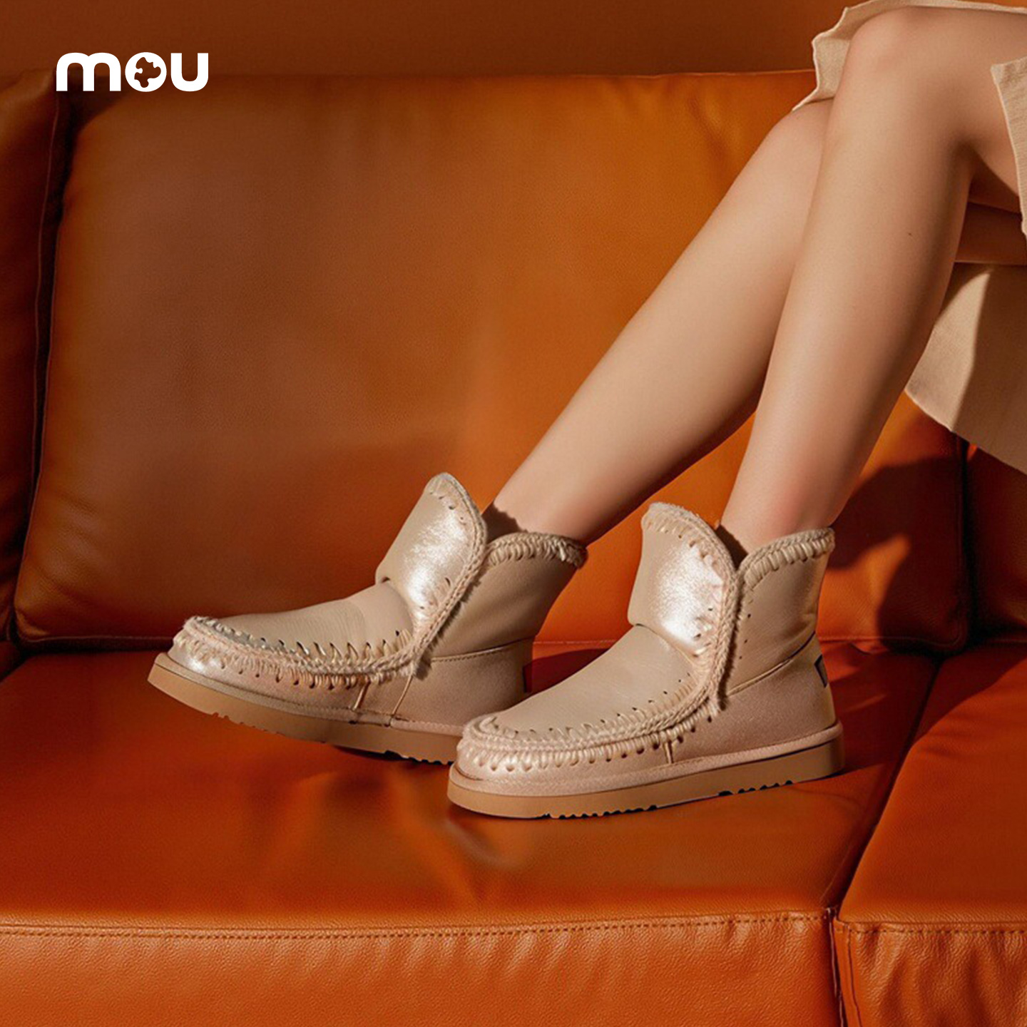 mou2025秋冬新款女士爱斯基摩18羊皮毛一体金属光泽皮料雪地靴