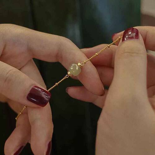 奥特莱斯品牌折扣店撤柜清仓捡漏天然转运珠手链outlets女配饰
