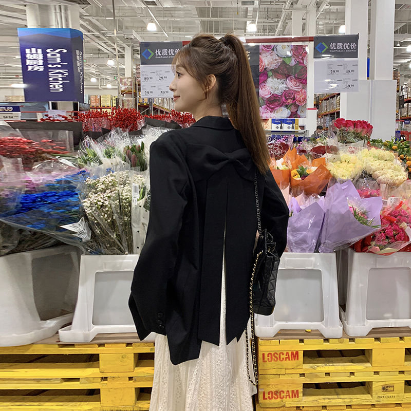 黑色高级感炸街西装外套女短款2025春秋新款韩版小个子蝴蝶结西服