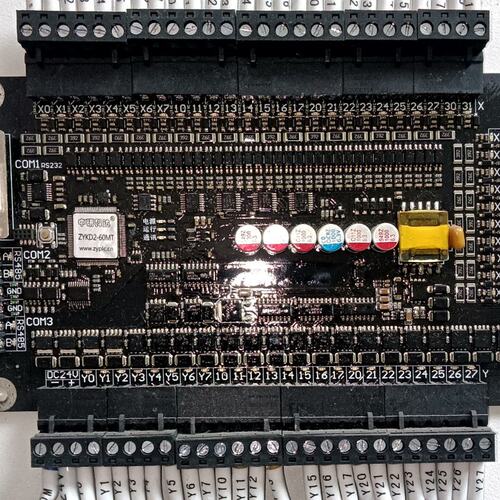 议价99.99新，中研plc，型号ZYKD2-60MT,可控制1可维修