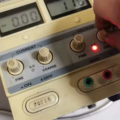议价宁波中策DF1730SB3A直流稳压电源，0-30V/0-3可维修