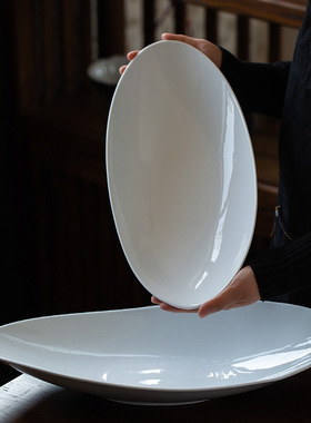 向美白色顺意翘边椭圆盘景德镇手工陶瓷大号茶点盘鱼盘个性水果盘