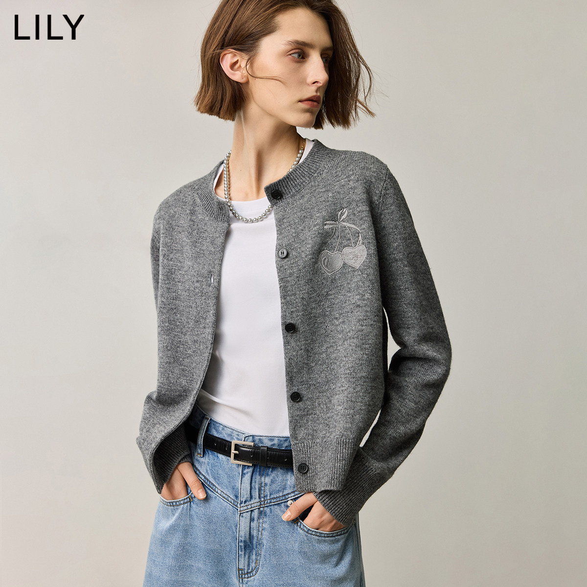 LILY2025秋新款含羊毛格雷系樱桃圆领深色针织开衫外套外搭女毛衣,女装/女士精品,毛针织衫,淘宝优惠券,粉丝福利购,淘宝优惠卷