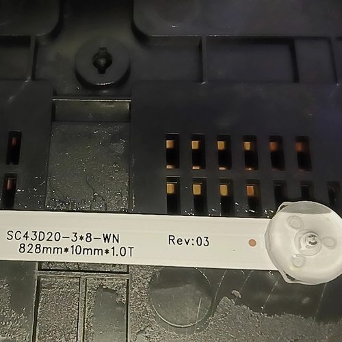 液晶杂牌组装机背光SCGD D42灯条SC43D20-3*8-WN 828mm*10mm*1.0T