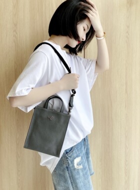 2025新款时尚百搭单肩斜挎包女简约休闲小众设计感鸟牌9179