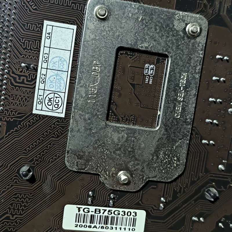 可维修-主板 拆机件，型号B75，支持DDR3内存，接口齐全，具-询价