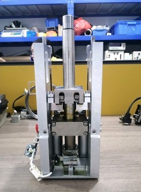 853-012200-002-G Gate door 议价