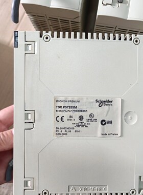 施耐德plc模块TSXP57253M.一起6台包好 议价