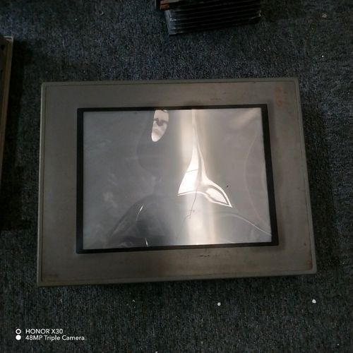 昆仑通泰十寸触摸屏TPC063H上电看视频有一点点 议价