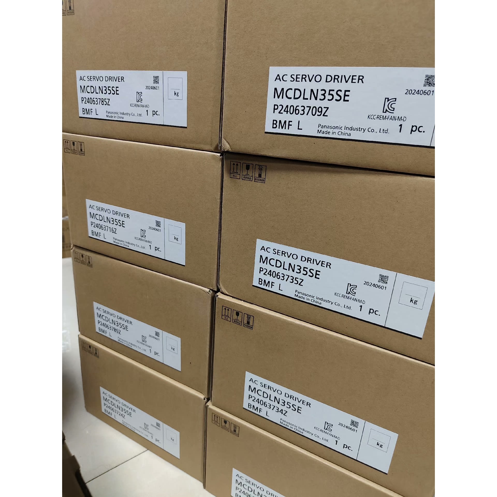 原装A6  MCDLN35SE   750W伺服驱动 议价