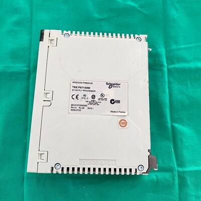 施耐德TSXP57103M原装实物拍摄顺丰到付 可 议价