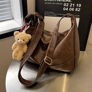 大容量简约通勤饺子包包女2025秋冬新款 斜挎包 复古百搭美拉德时尚