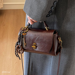 轻奢小众时尚 女复古手提单肩包通勤斜挎包高级感 小方包2025新款