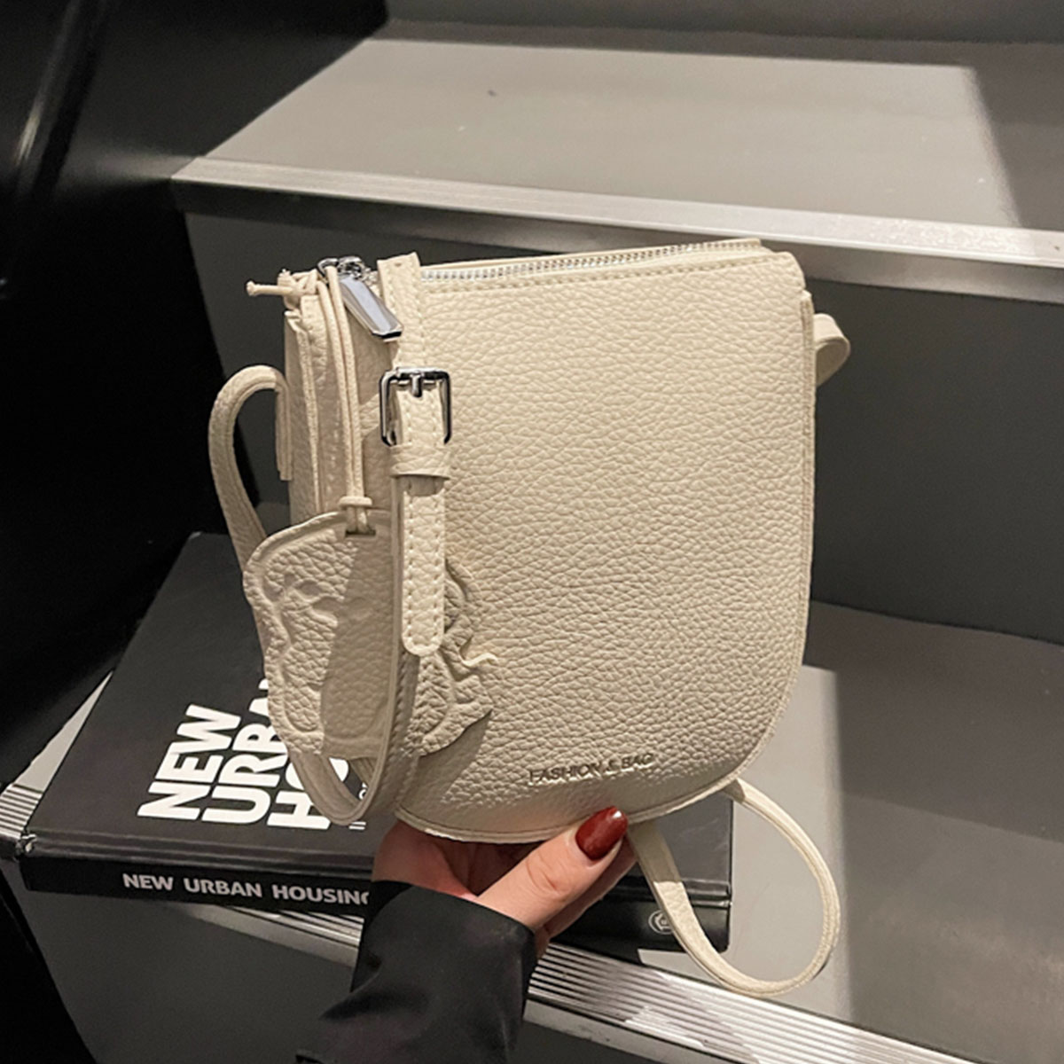 2060小清新时尚马鞍包高级感