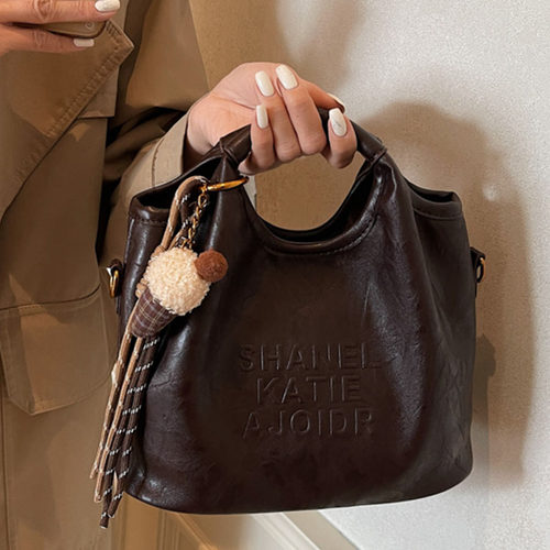 2060复古时尚潮流水桶包