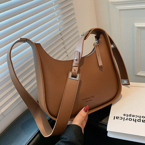 韩版复古小众包包百搭斜挎包