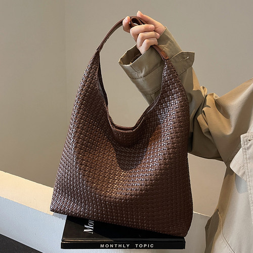 2060复古时尚百搭腋下包