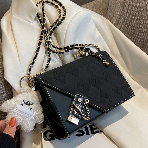 2060简约百搭单肩斜挎包