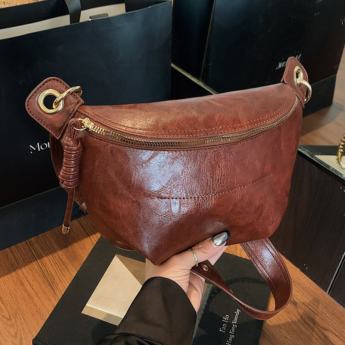 复古小众设计包包女2025超火时尚宽带斜挎包休闲百搭爆款胸包腰包,箱包皮具/热销女包/男包,胸包,淘宝优惠券,粉丝福利购,淘宝优惠卷