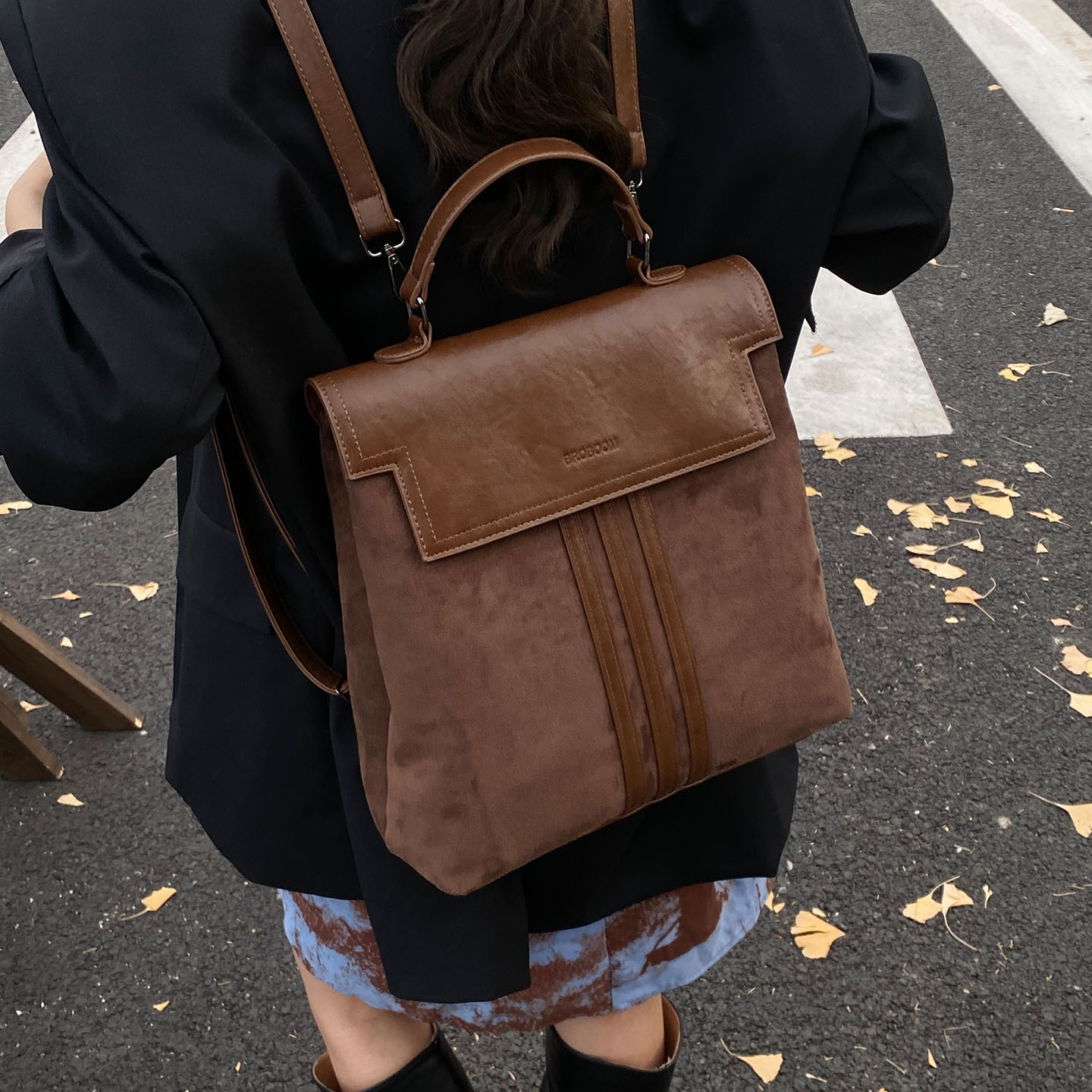 学院风复古麂皮大容量双肩包包2025女学生通勤气质高级感时尚背包